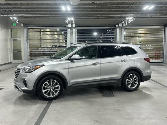 HYUNDAI SANTA FE 2017 KM8SM4HFXHU232635 image HYUNDAI SANTA FE 2017 KM8SM4HFXHU232635 image
